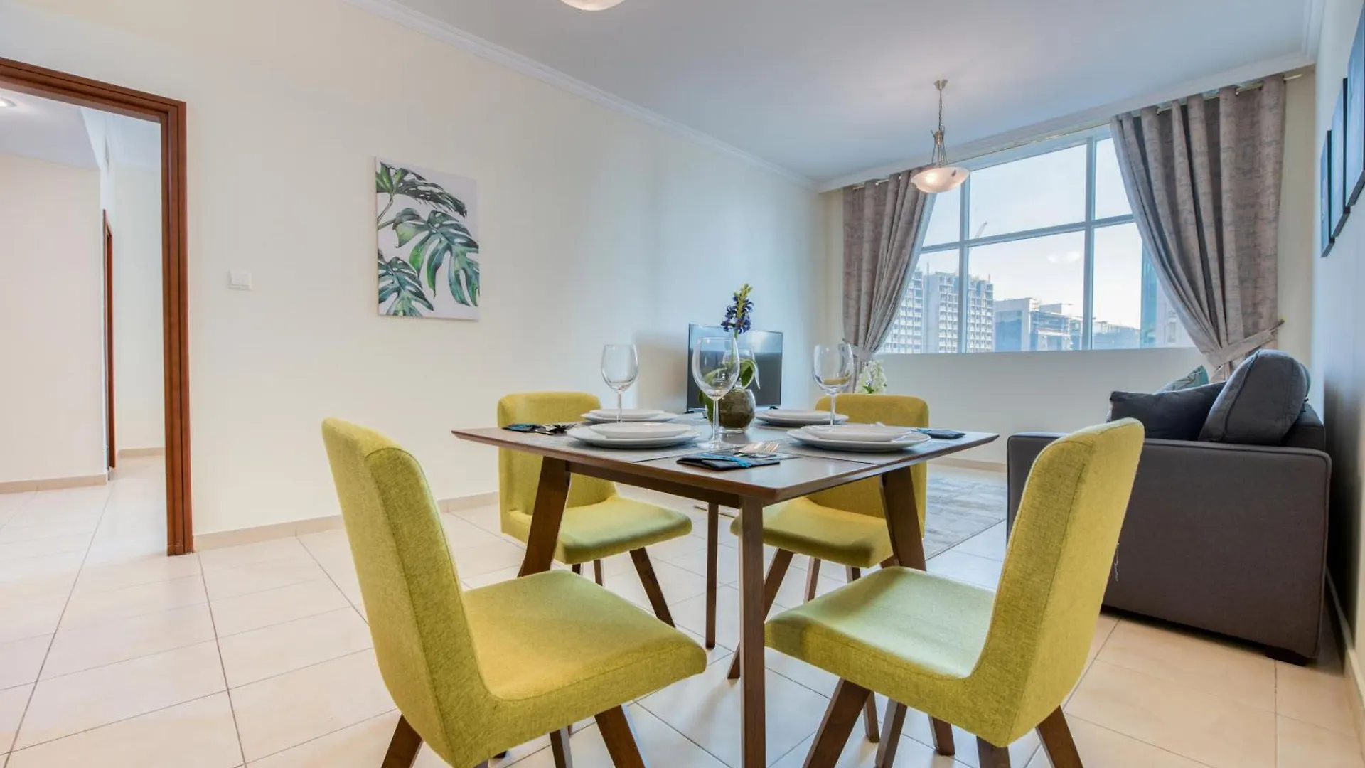 Rh- Urban Living, Spacious 01Br, Near Burj Khalifa Dubai