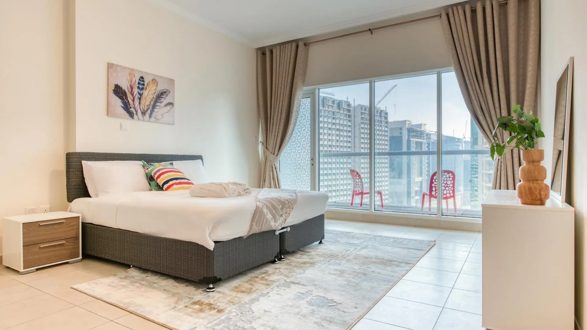 Apartment Rh- Urban Living, Spacious 01Br, Near Burj Khalifa Dubai