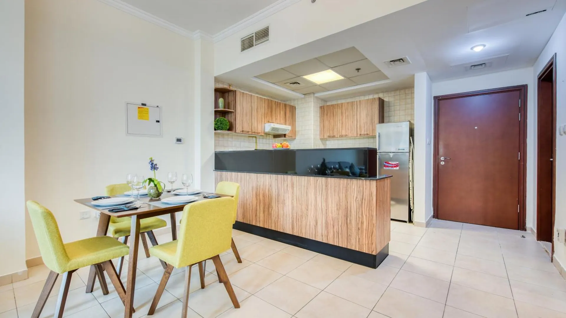 Apartment Rh- Urban Living, Spacious 01Br, Near Burj Khalifa Dubai